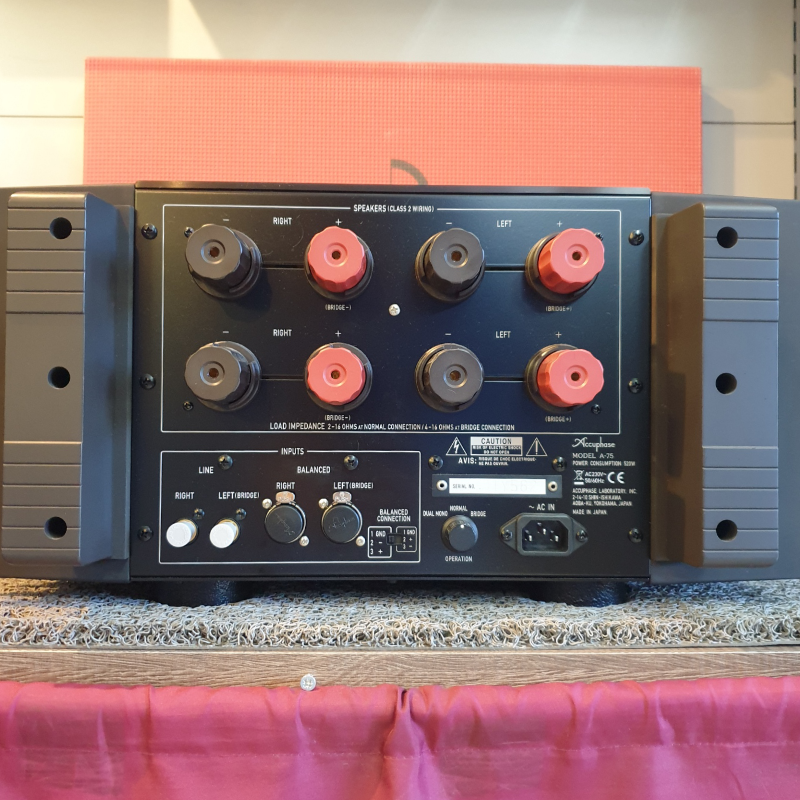 Accuphase A-75 Finale (USATO)