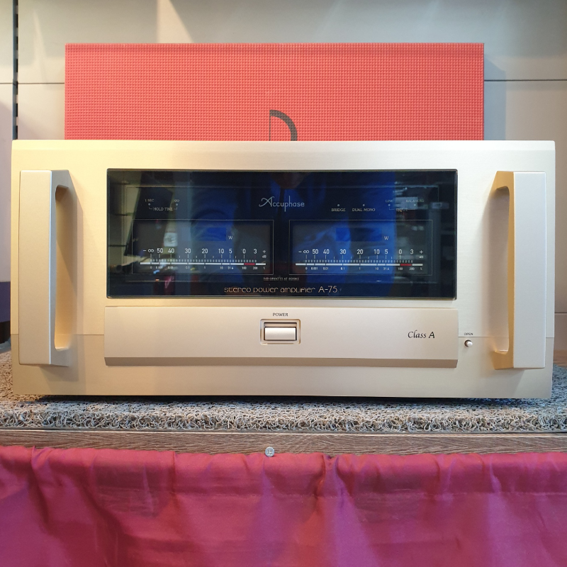 Accuphase A-75 Finale (USATO)