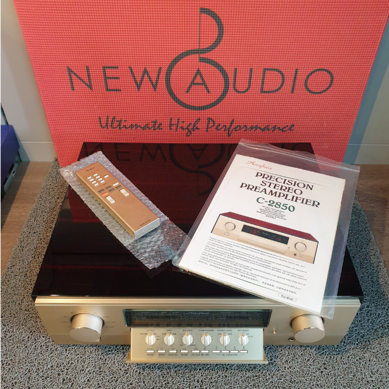 Accuphase C-2850 Preamplificatore (USATO)