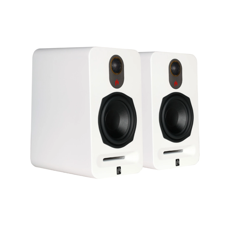 AperionAudio Novus B5