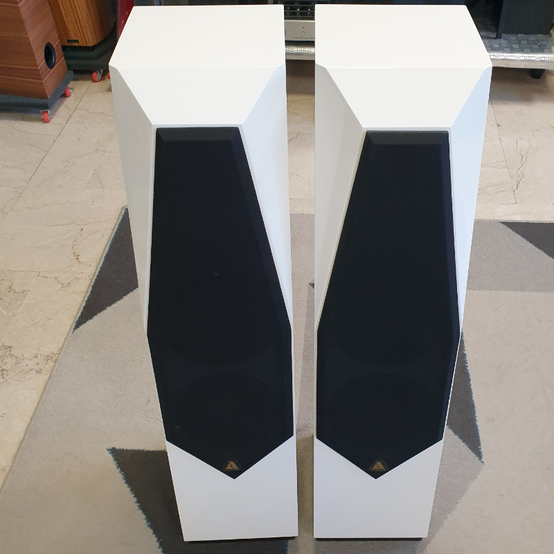 Avalon Acoustics Idea (USATO)