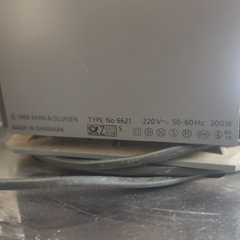 Bang & Olufsen 6621 Diffusore attivo (USATO)