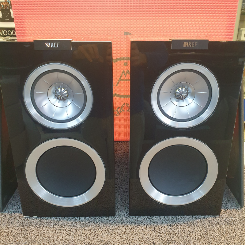 KEF R300 (USATO)