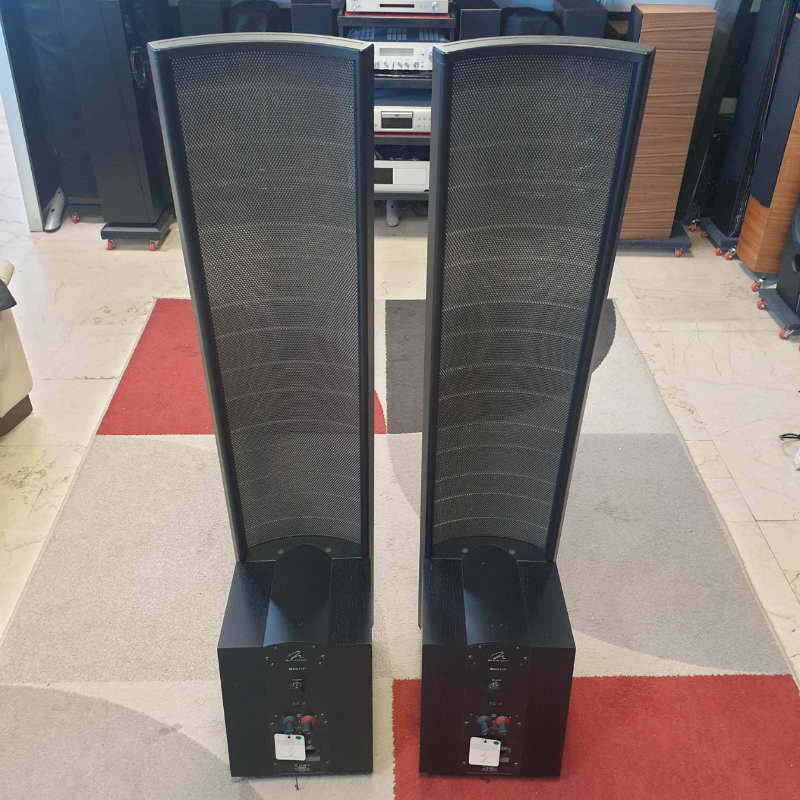 Martin Logan Montis (USATO)