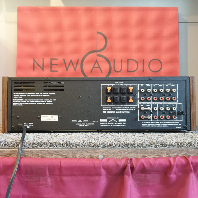 SAE Two A7 Amplificatore Integrato (USATO)