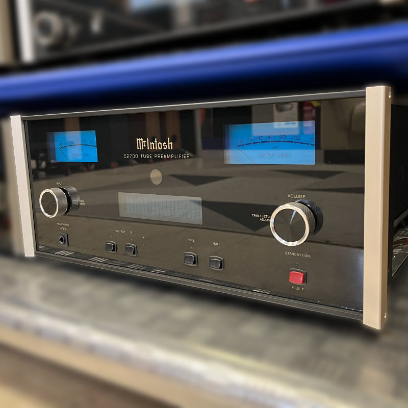 Mcintosh C2700 Preamplificatore Valvolare (ESPOSTO)