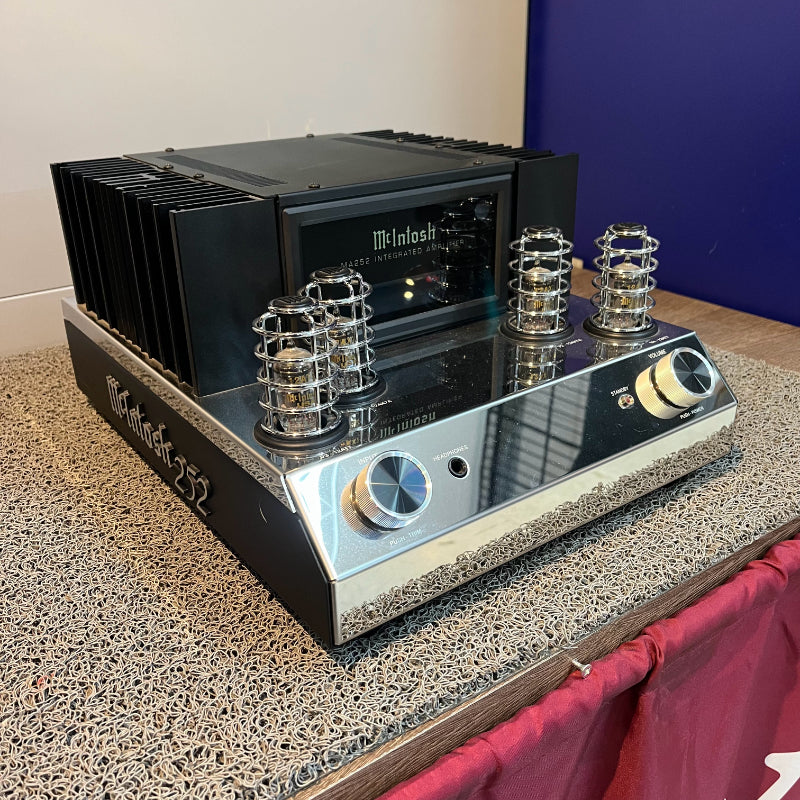 Mcintosh MA252 Amplificatore Integrato Valvolare (ESPOSTO)