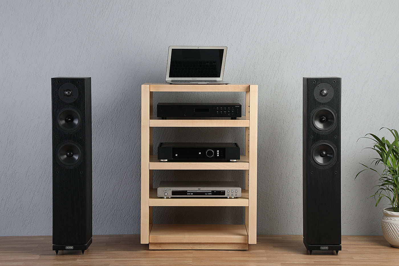 Esthetica Aria Audio Rack