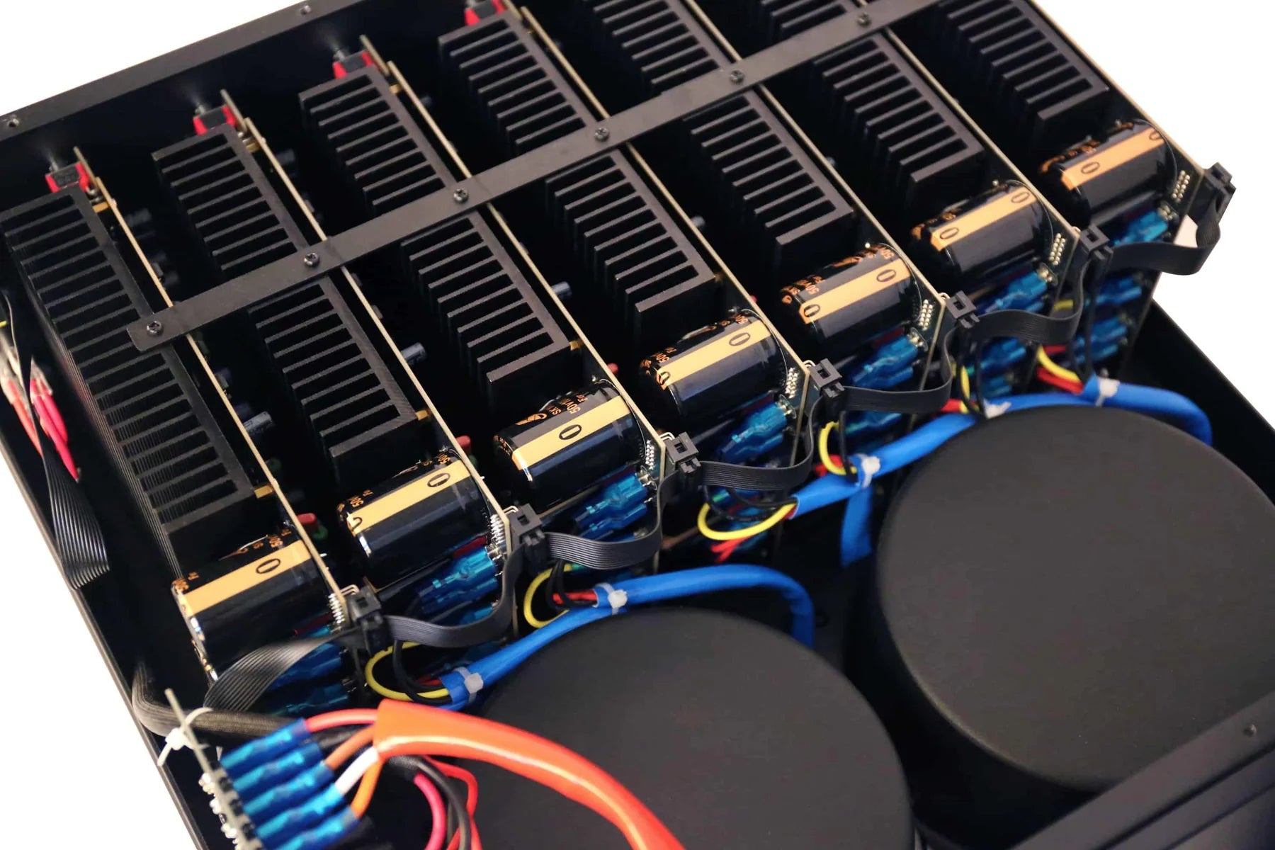 Iotavx AVXP 7-230 Finale AV 150W (8Ω, 7 canali)